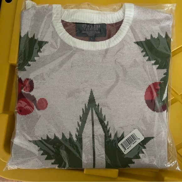 Jeffree Star White Winter Leaf Sweater Unisex - Picture 4 of 4